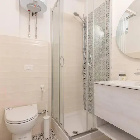 Attico-mansarda In Centro Piu Parcheggio Gratuito Apartment *